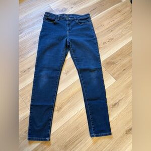 Michael Kors Dark Blue Skinny Jeans like new size 10. No defects.